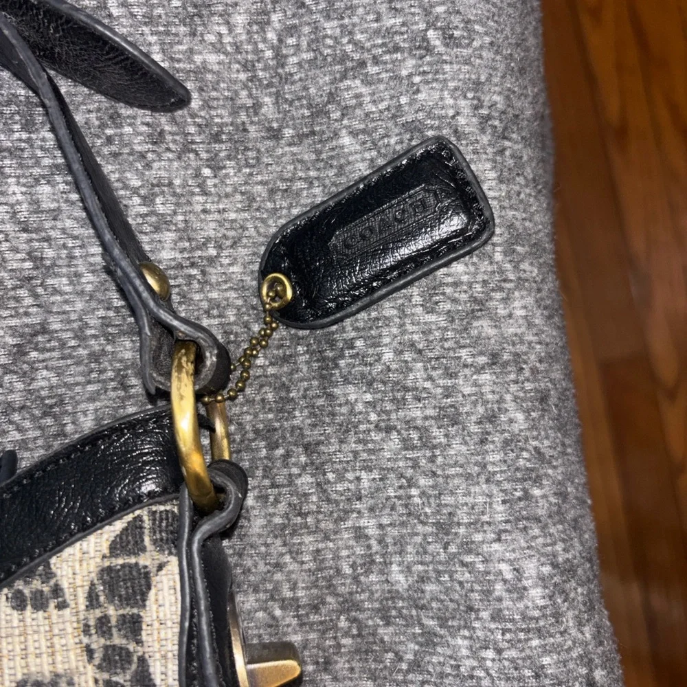 Coach Monogram Black and Cream Shoulder Bag - Picture 4 of 5